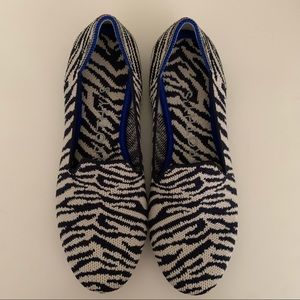 Rothys Retired Navy Cream Zebra Loafers Flats 5